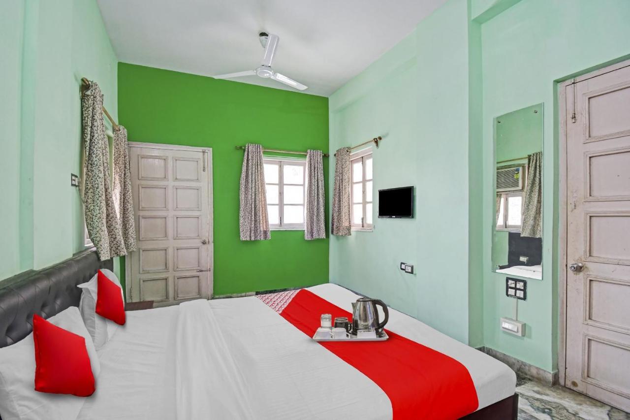 Hotel O R A Homestay Near Acropolis Mall Колката Екстер'єр фото