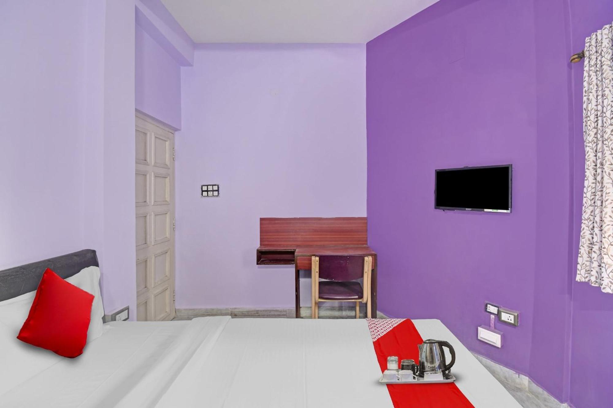Hotel O R A Homestay Near Acropolis Mall Колката Екстер'єр фото